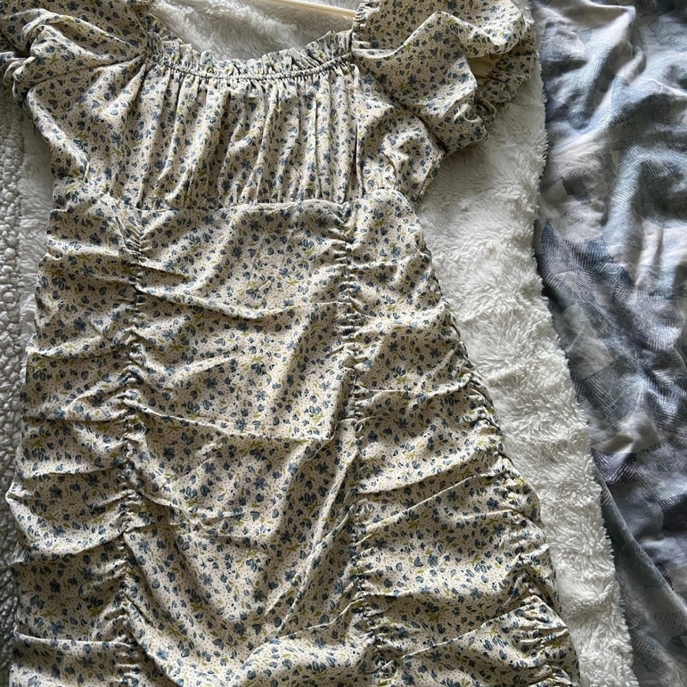Lulus dress - Picture 2 of 2
